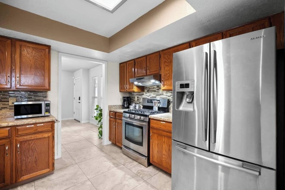 Kitchen with gas range