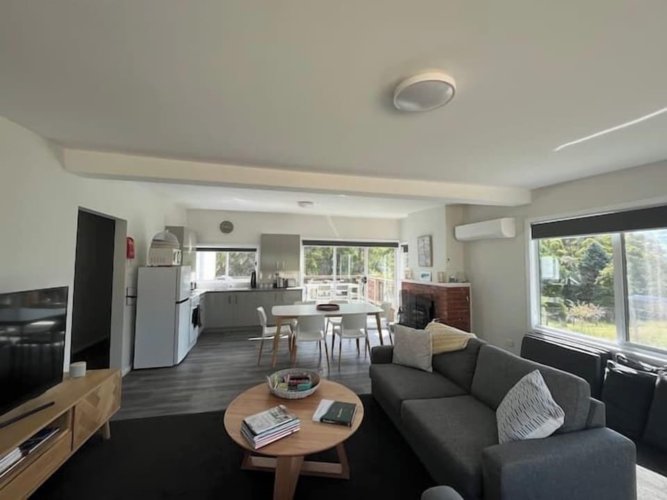 Cf445a84 0796 4253 875a d8d8b7e24f47