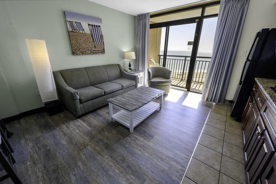 Large Living Area with Views of the Ocean, Beautifully Decorated