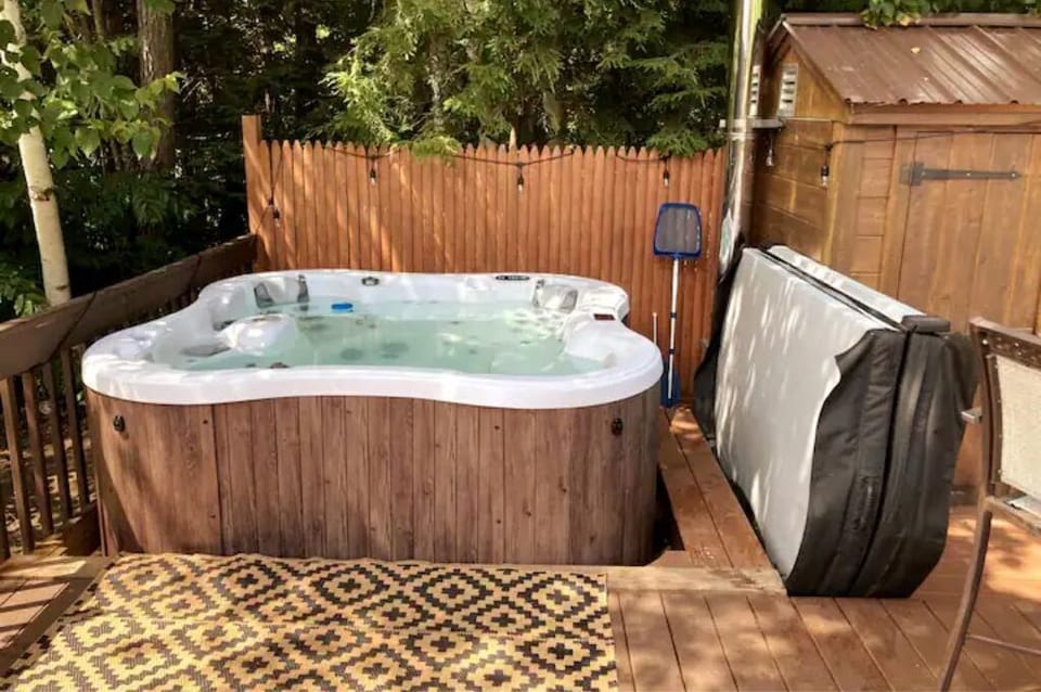Hot Tub and Spa
