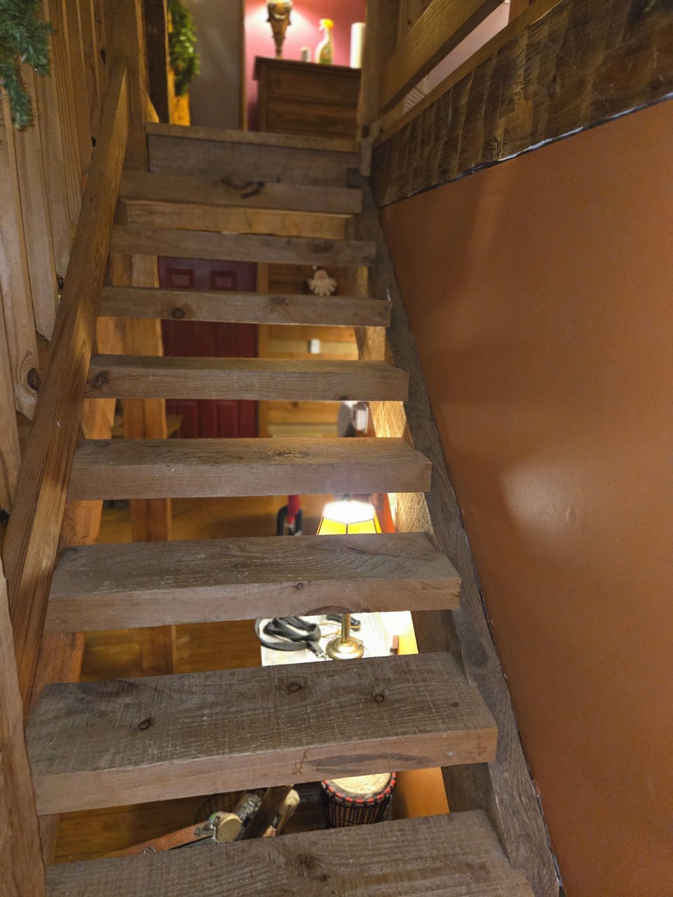 14 steps to the loft  bedroom 