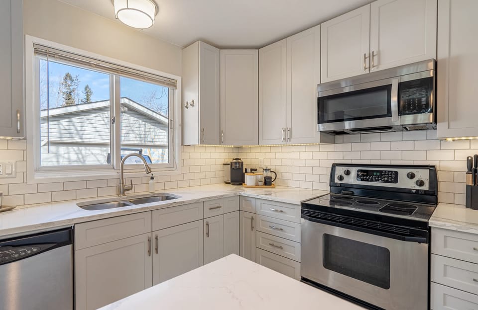 Full Stock Kitchen