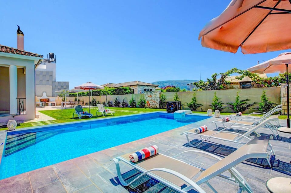Villa Sofinta image
