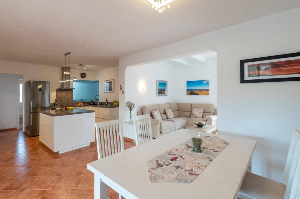 Villa Sarita Sol image