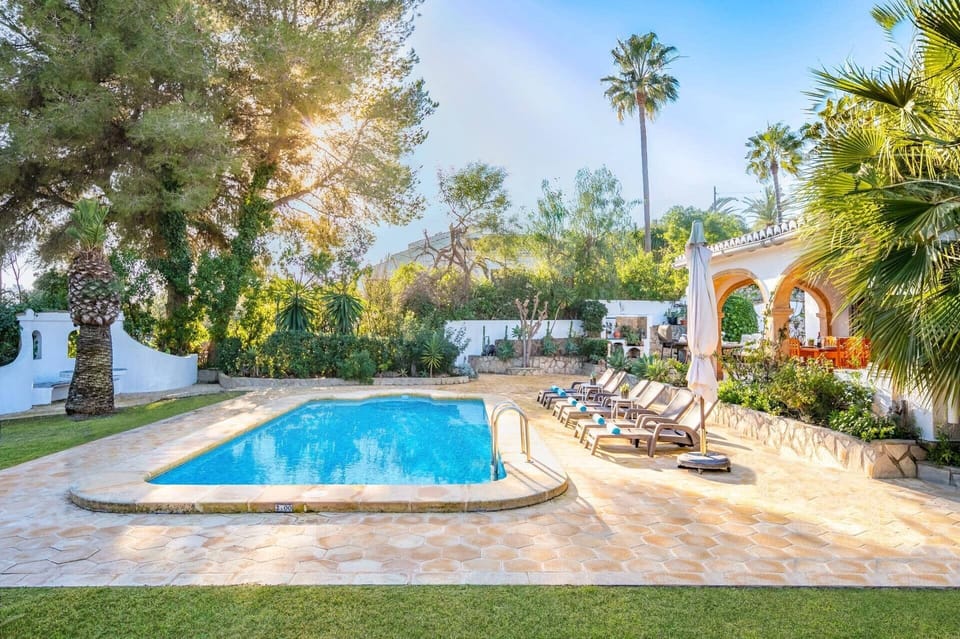 Villa Tesoro image