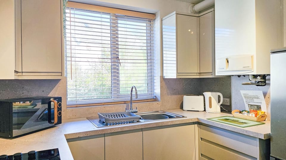 Sea Breeze Apt 2 - 2 Bedroom - Horton Beach (9462)