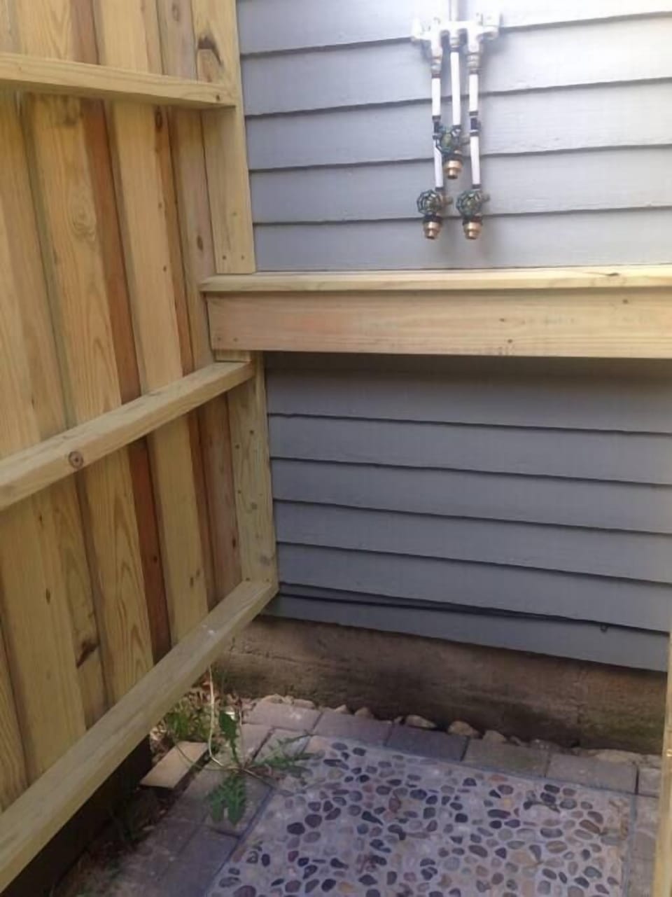 Outdoor Shower, great for after a hike in the park!