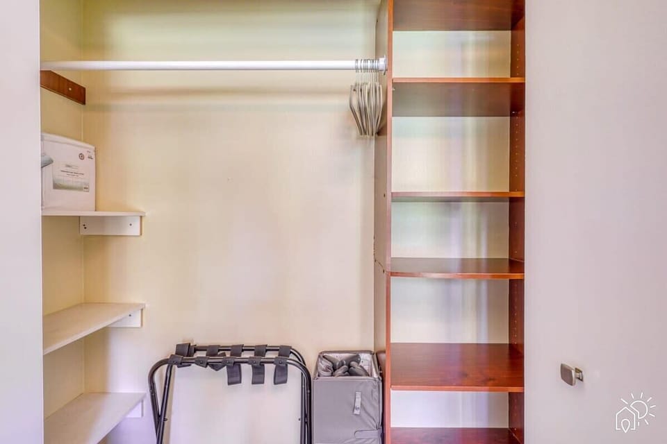 closet sapce for everything to get its space