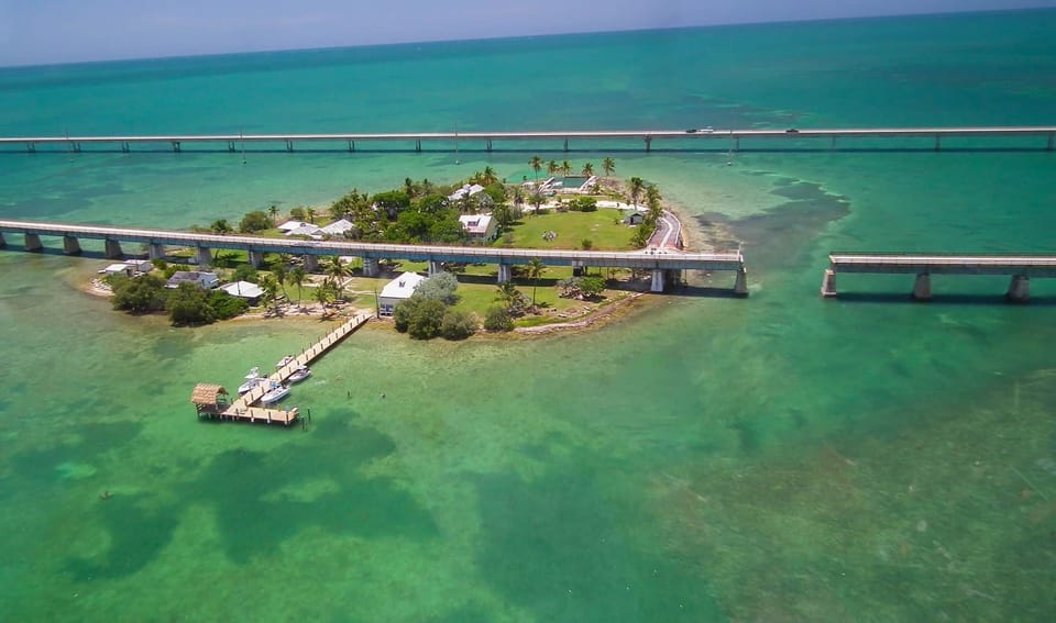 Walk or Bike 7 Mile Bridge to Pigeon Key