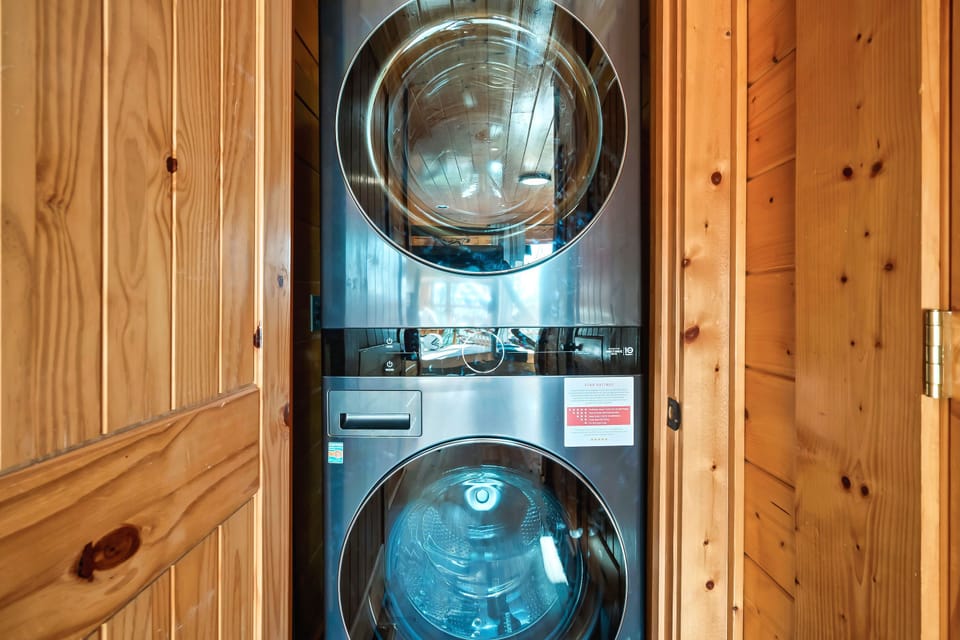 Freshen up a few items in this new LG Washer/Dryer combo
