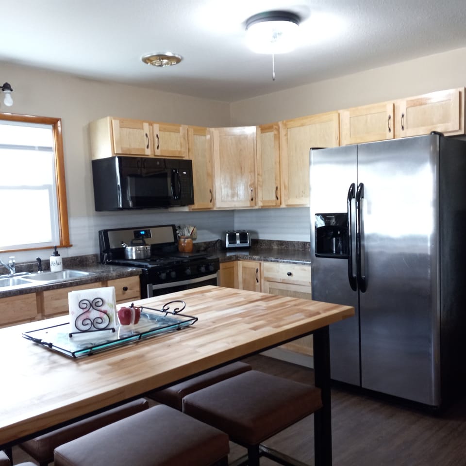 updated kitchen with dishwasher.