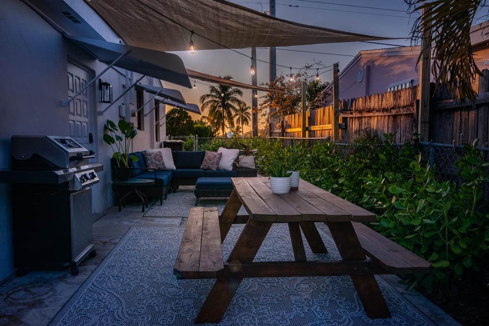 Outdoor dining