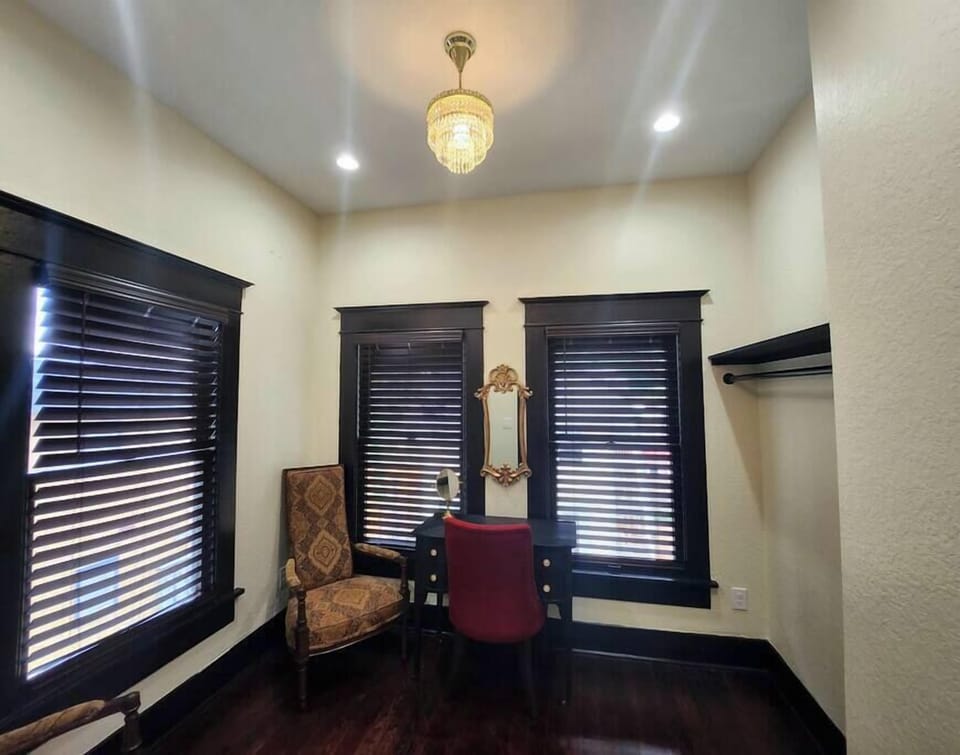 This is the closet in the master bedroom, it overlooks the backyard and is a perfect space to get ready for your San Antonio adventure. 