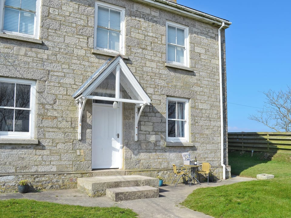 Exterior | Coachmans, Praa Sands