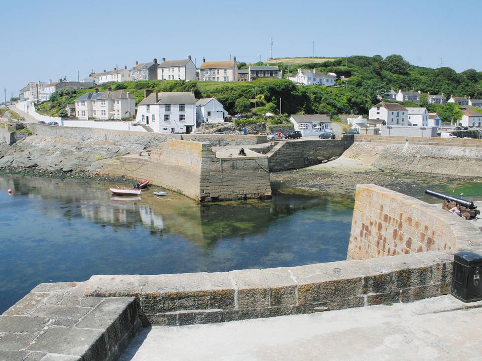Porthleven | Coachmans, Praa Sands | Coachmans, Praa Sands