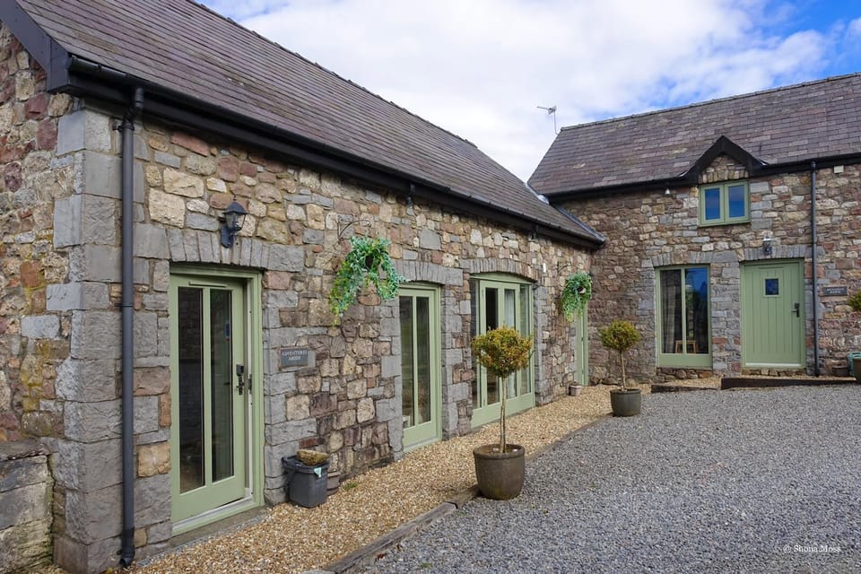 Adventurers Abode and Ramblers Retreat
