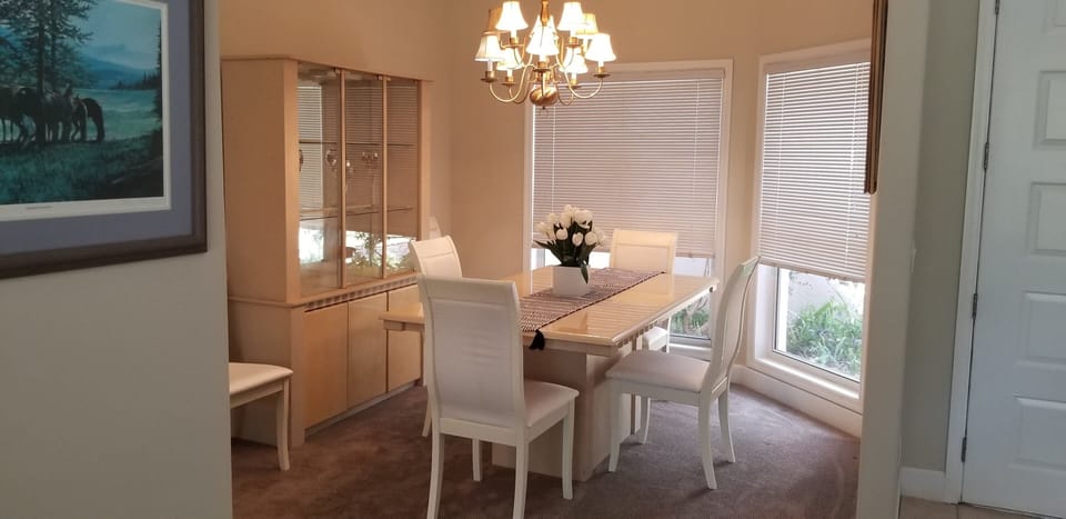 Dining Room, 6 chairs.