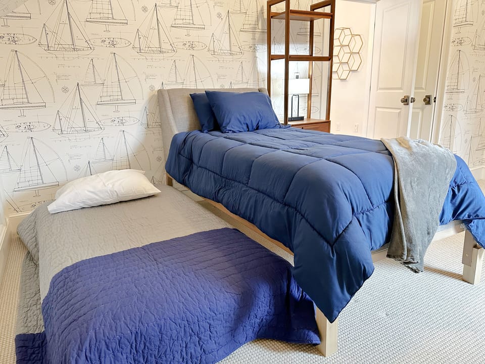 Trundle bed when you need one more