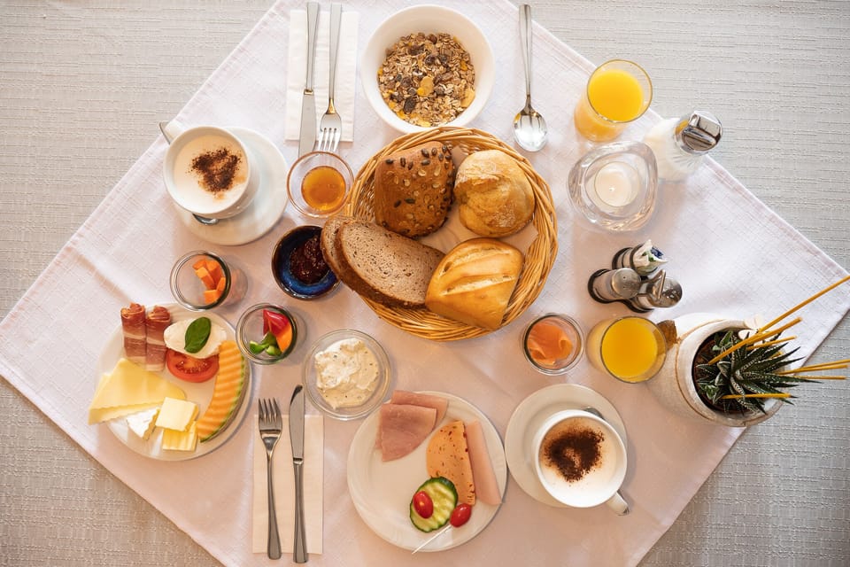 Breakfast meal