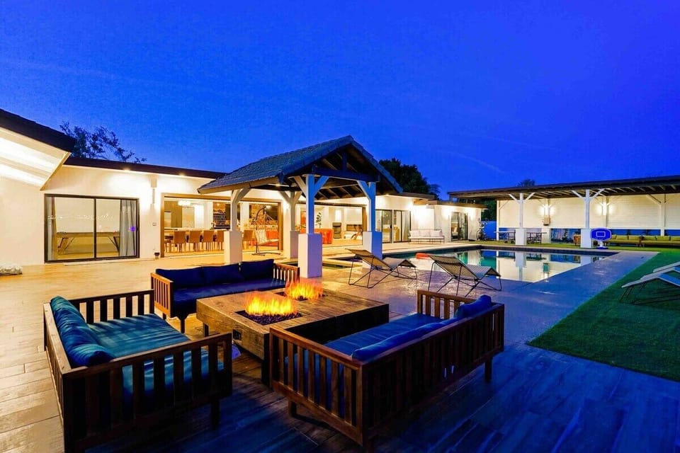 Firepit by the pool