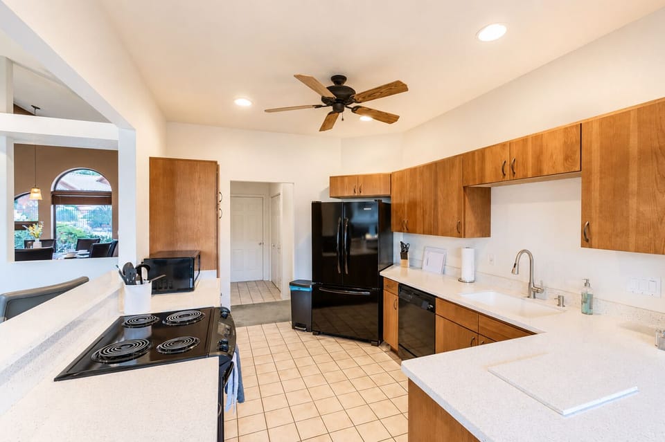 Fully Stocked Kitchen With Everything You Need