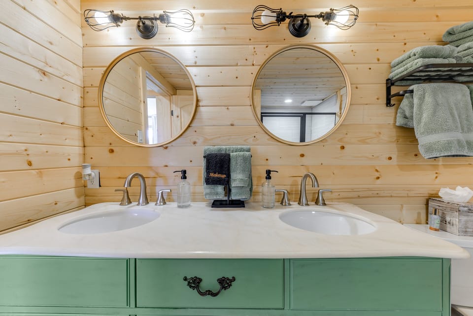 Full Bathroom