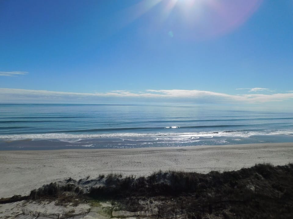 Lower Deck Beach View
