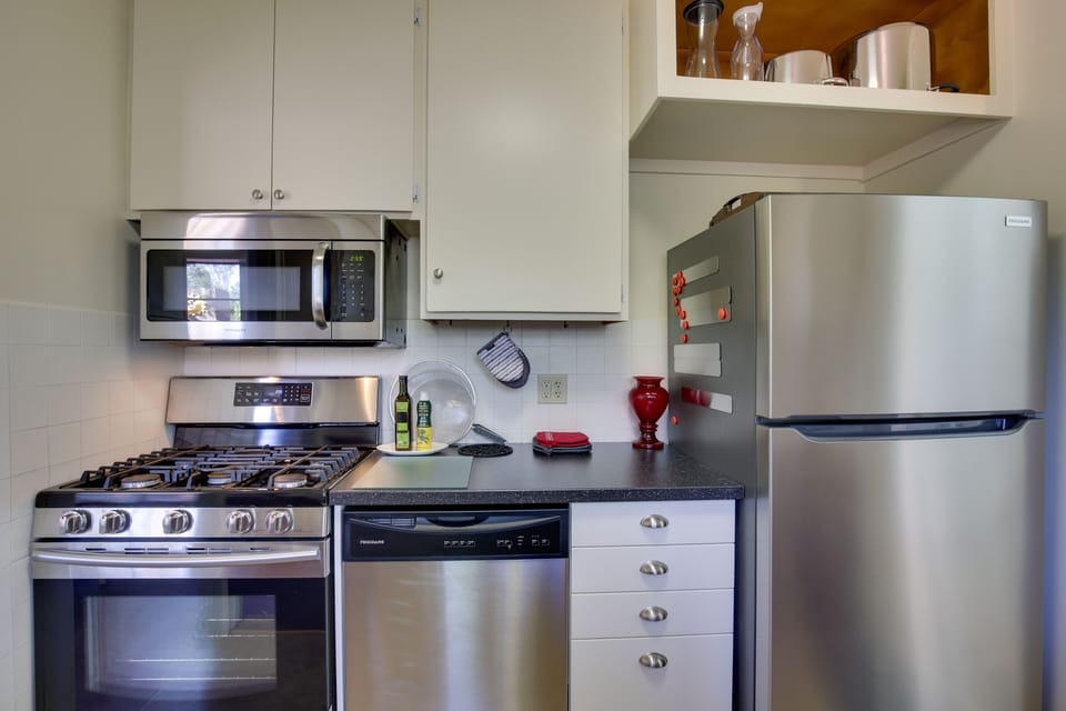 Kitchen | Juicer | Blender | Spices | Toaster