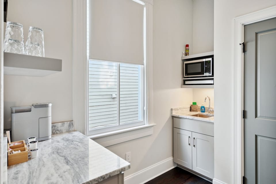 Kitchenette