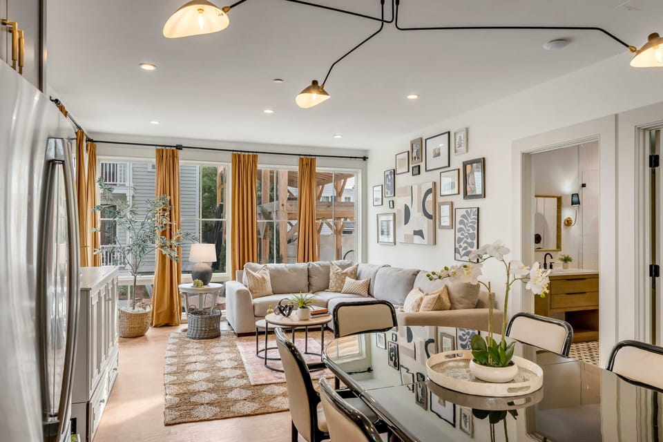 93.5 - A Living, Dining, Kitchen, & Laundry