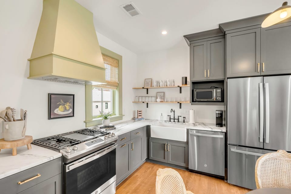 Kitchen Featuring a Gas Range