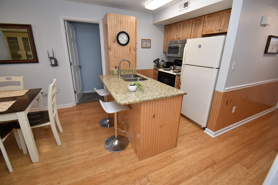 Entry to bedroom 1