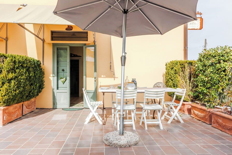 Balcony / Terrace / Patio