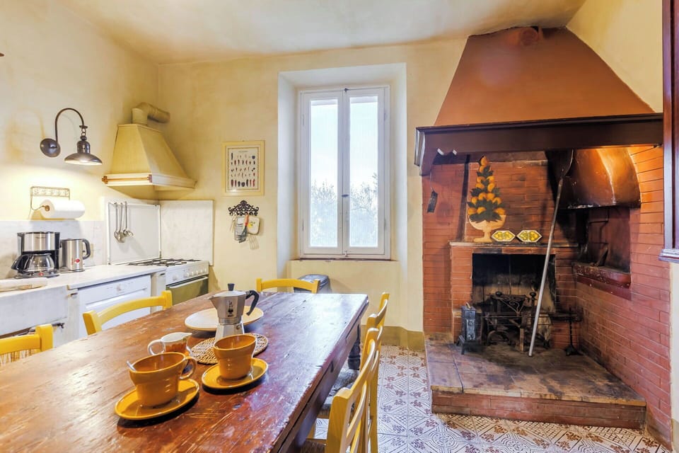 Dining Room, Kitchen