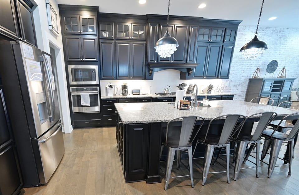 Large Kitchen Island with Premium Granite Counters