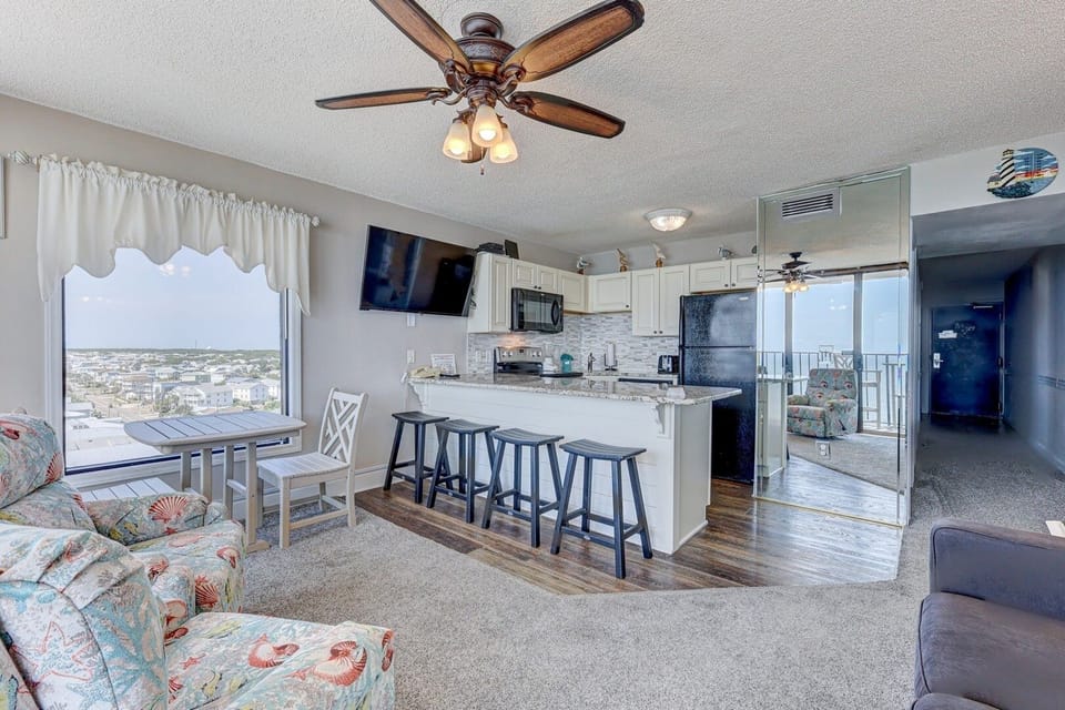 Atlantic Towers 1114-print-005-038-Main Living Area-4200x2800-300dpi