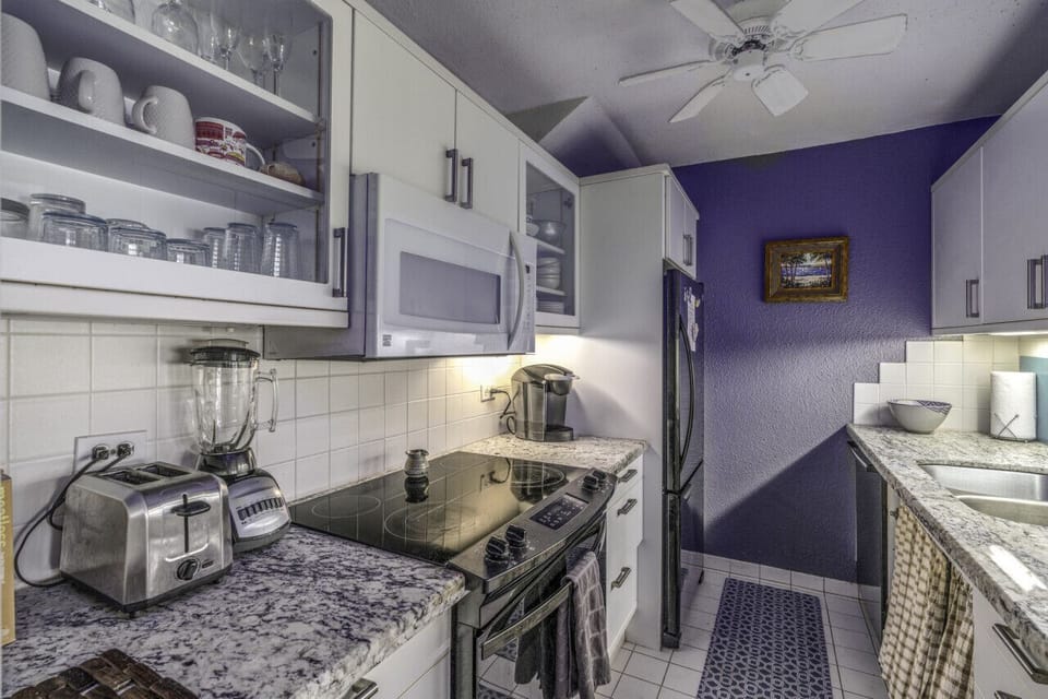 Kitchen - well equipped!