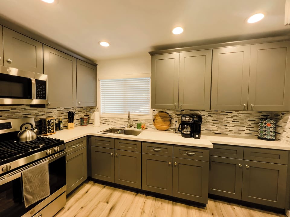 Fully stocked kitchen for all your cooking needs