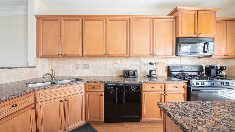 You will quickly forget about your kitchen amenities once you set your sights. 