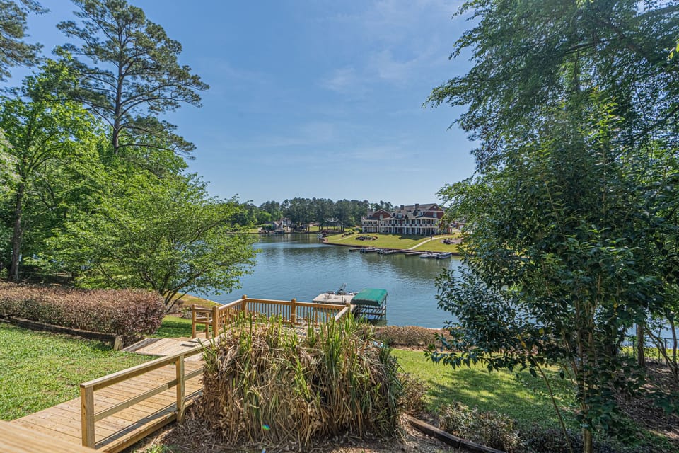 View from deck #1. Deck #3 in center of pic, on the way to the dock.