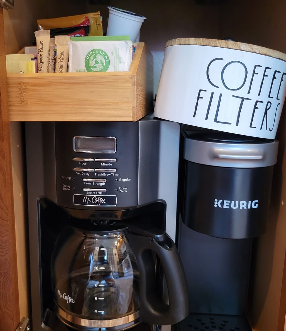 Mr. Coffee,  Keurig, electric hot water kettle, blender,tea & coffee, sweetener 