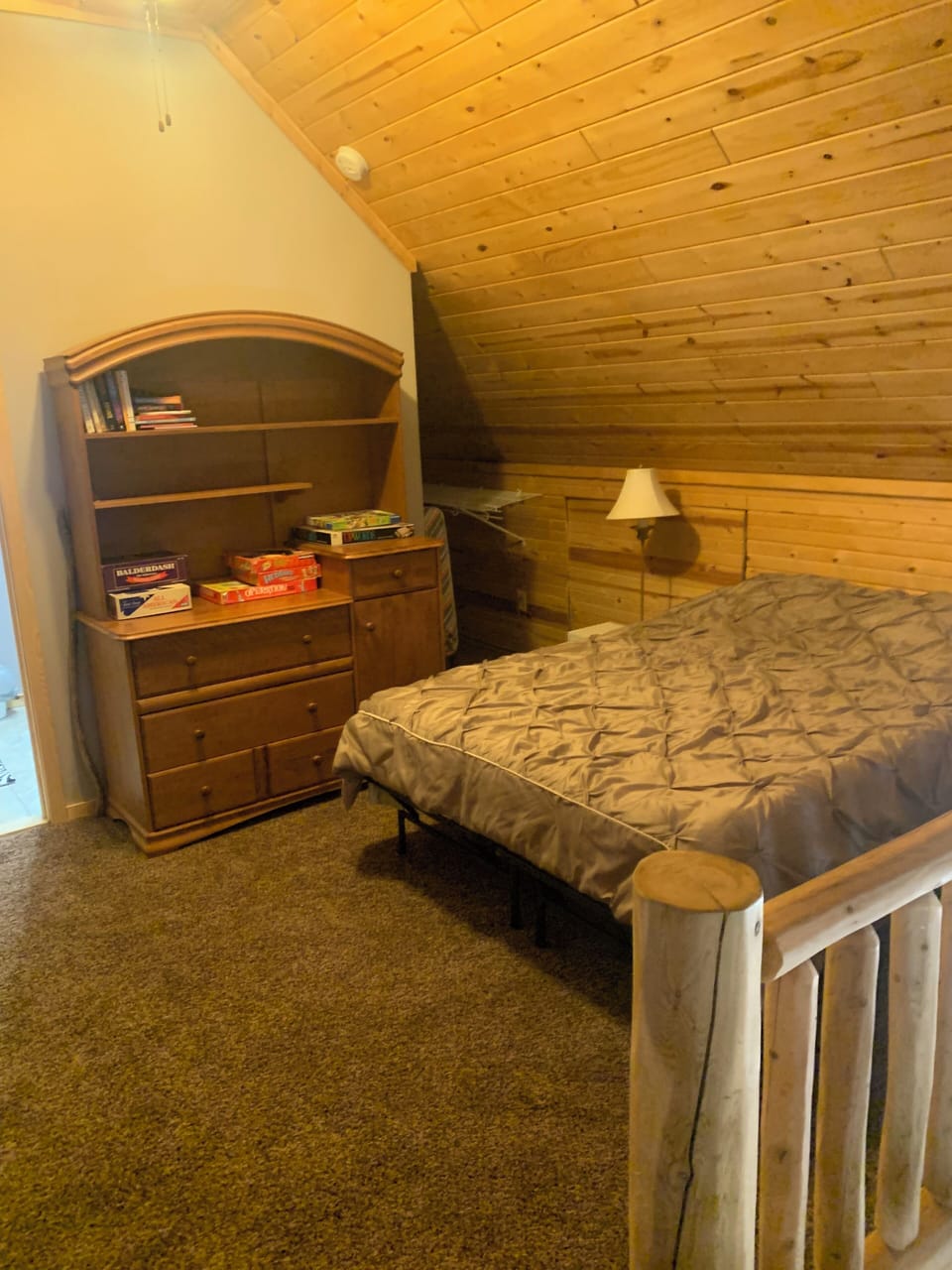 3rd Bedroom Loft Queen, Twin and pull out single. Privacy screen available. 