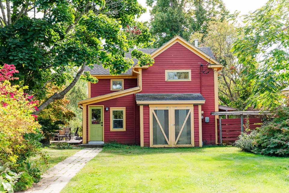 Front of cottage