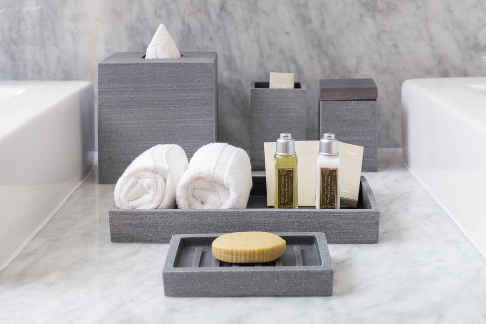 Bathroom amenities