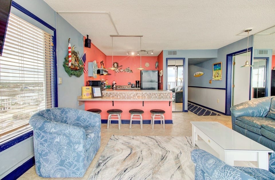 Atlantic Towers 914-print-005-020-Main Living Area-4200x2760-300dpi