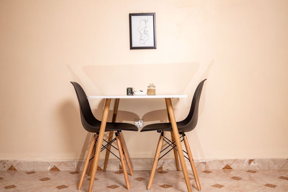 Dining set/Working area