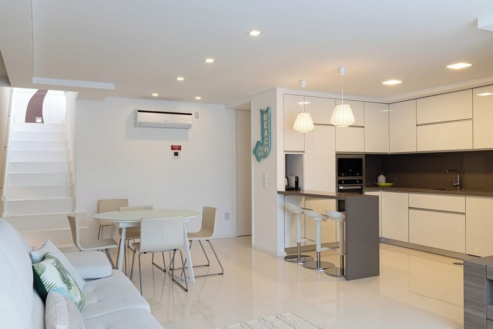 Cozinha e sala em openspace
Kitchen and Living / dining room