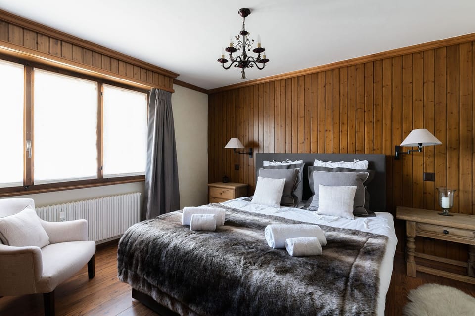 Nice and spacious apartment, located right next to the ski lifts of Savoleyres. Very sunny, with a g Apartment in Riddes