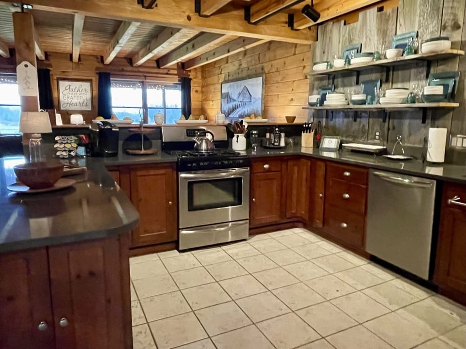 Kitchen (2)