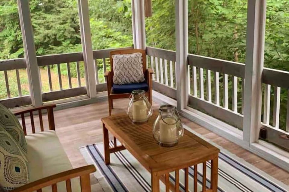 screened porch